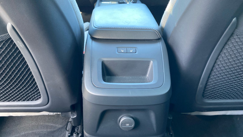 Volvo XC60 2.0 T8 [455] RC PHEV Ultimate Dark 5dr AWD Gtron Estate